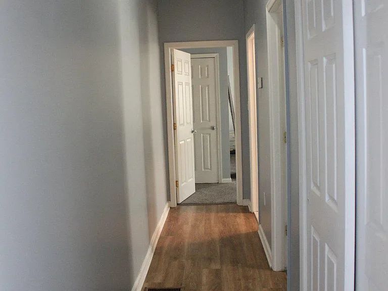 2400 Duncan St #1 — Photo 11