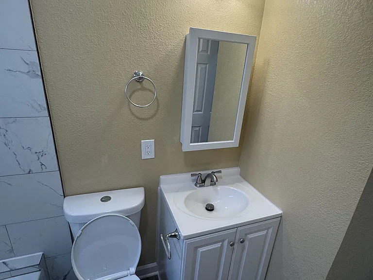 8618 Corrington Ave — Photo 5