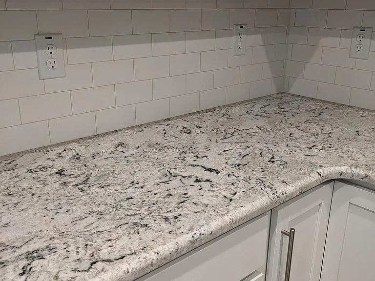 877 McKenzie Park Ter — Photo 11