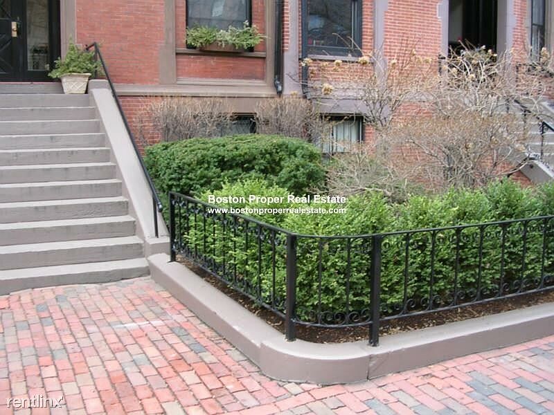 116 Marlborough Boston - Back Bay Building Photo 2