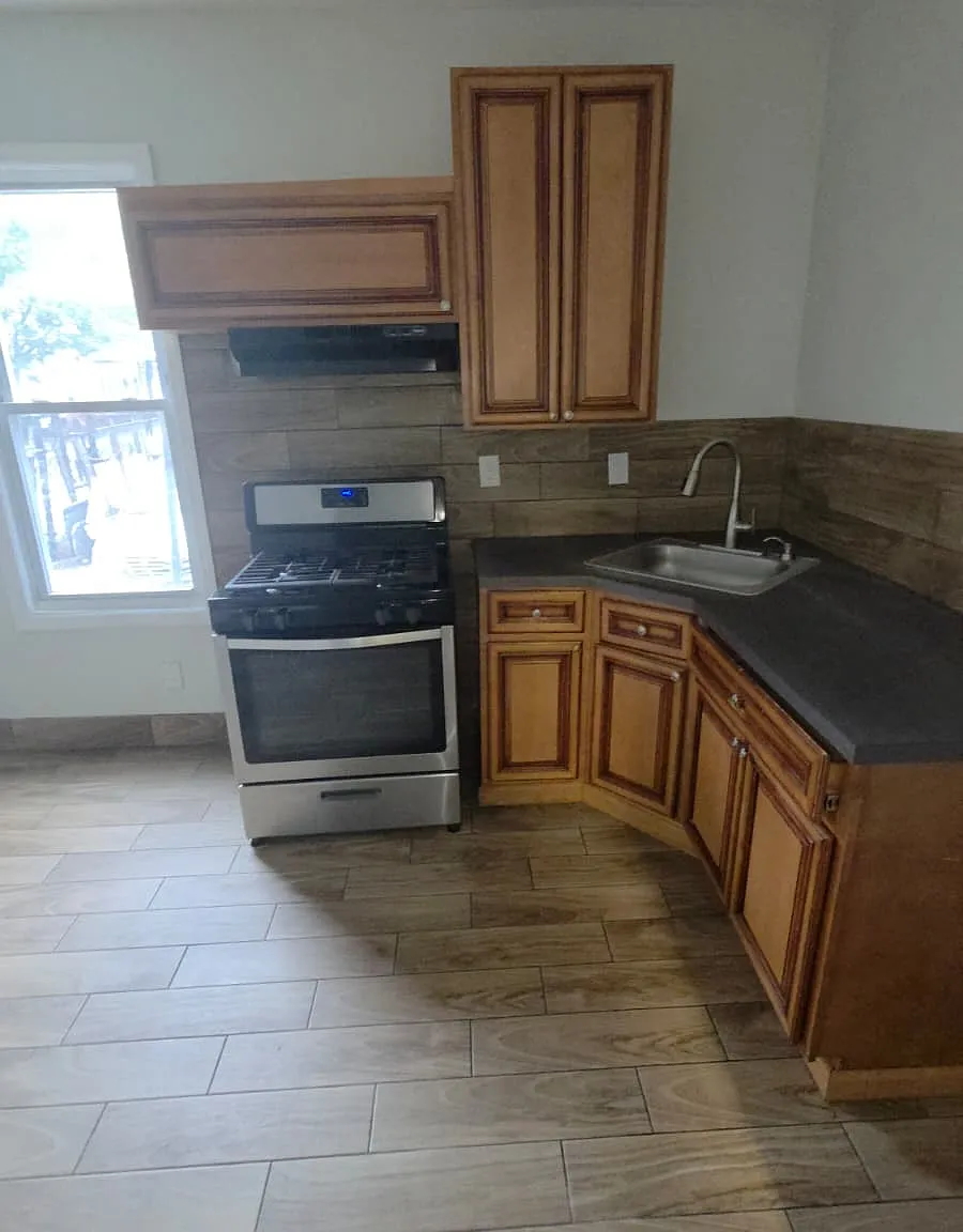 2 bed, $1,800 — Photo 1