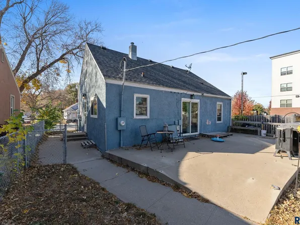 808 N Minnesota Ave, Sioux Falls, SD 57104