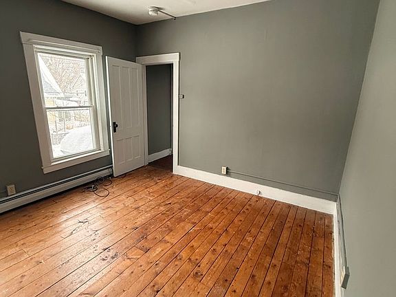 3rd image of 254 Elm St #6