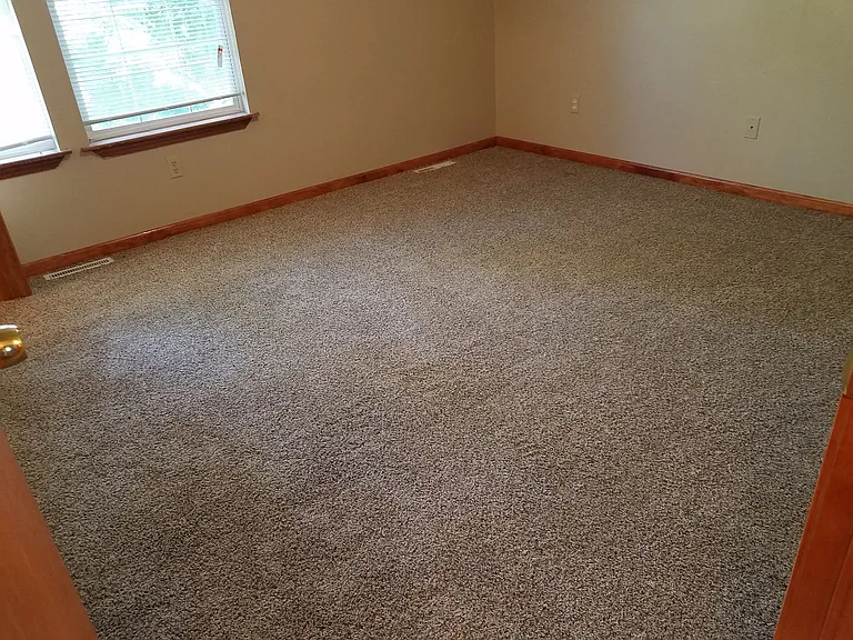 2305 Primrose Dr — Photo 10