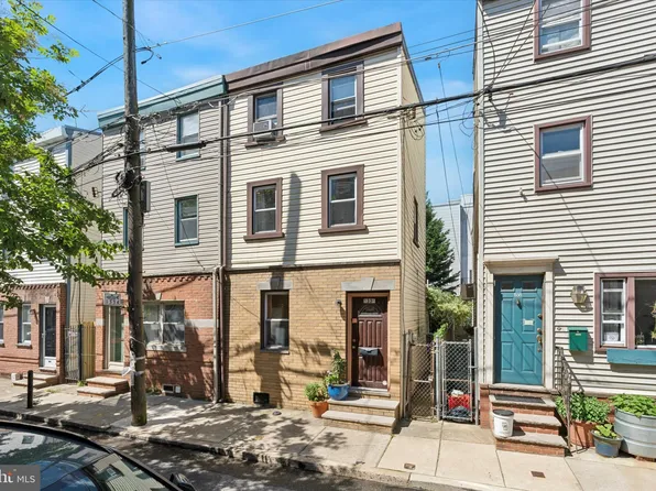 1336 E Hewson St, Philadelphia, PA 19125