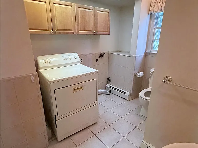 216 Maple Ave — Photo 10
