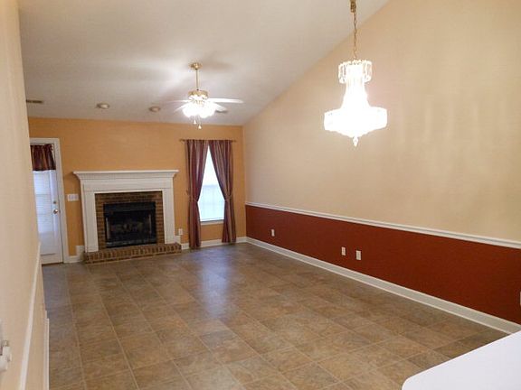 5th image of 302 S Harding Dr APT C