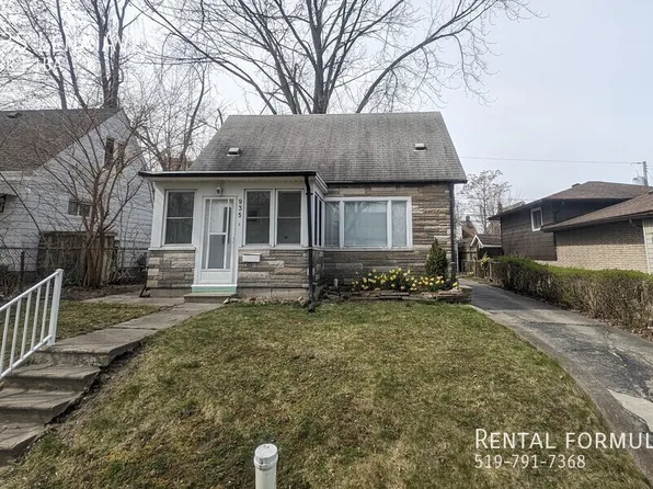935 Lena Ave, Windsor, ON N9C 3K1