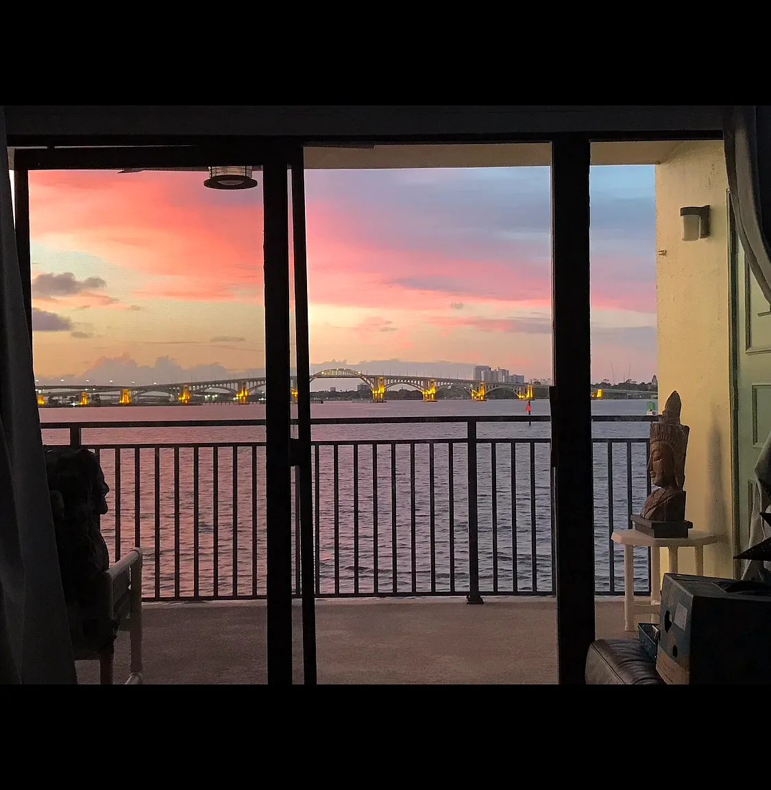 2 bed, 1690 sqft, $2,500 — Photo 1
