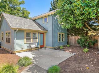 4530 SE 36th Ave UNIT B, Portland, OR 97202