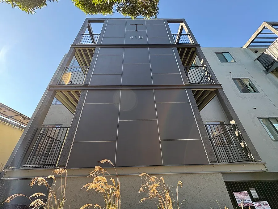 410 Evelyn Ave — Photo 3