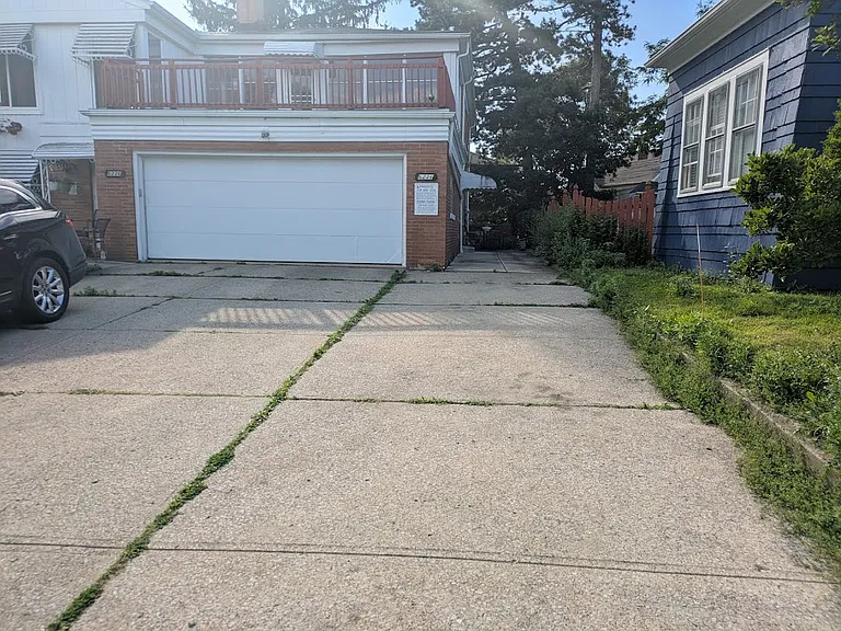 6234 N Canterbury Rd #UPSTAIRS — Photo 39