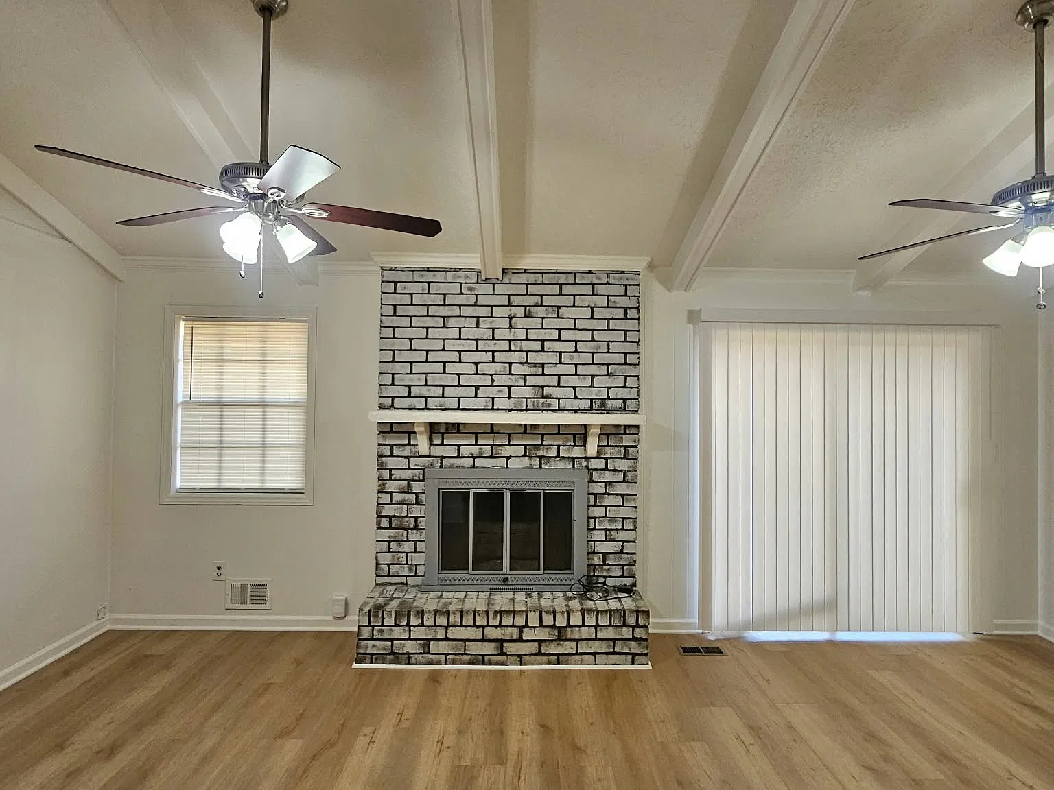 3 bed, 2095 sqft, $1,795 — Photo 2