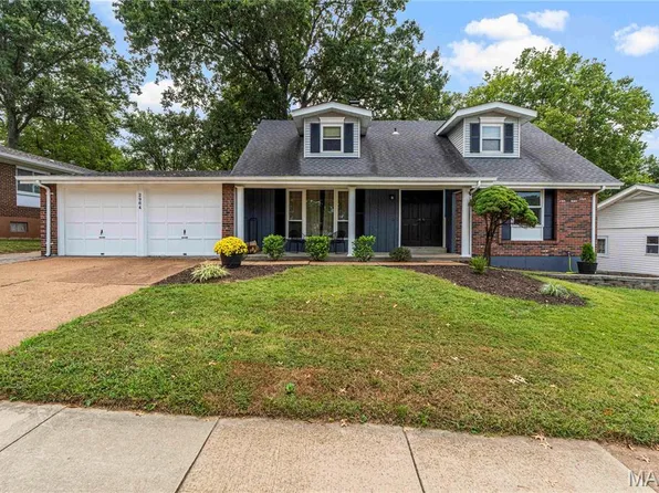 2964 Flameglow Dr, Saint Louis, MO 63129