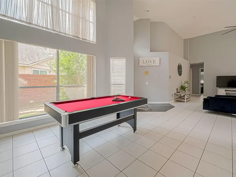 9310 Corner Oaks Ln — Photo 11