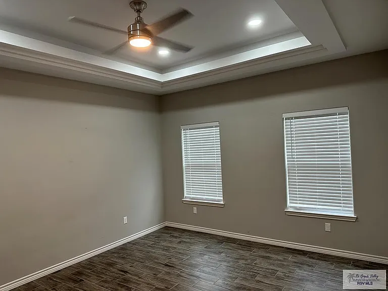 8822 Albatross St — Photo 7