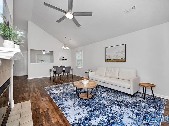 4th image of 217 Golden Rod Ln