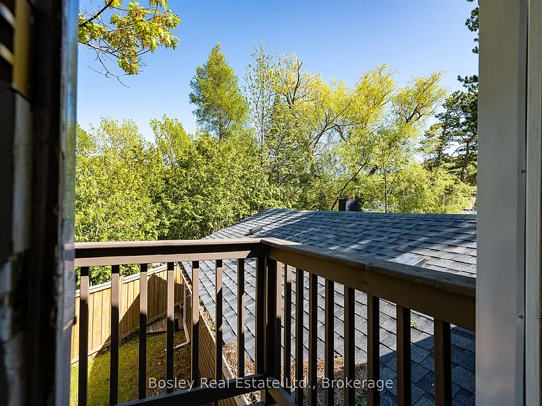 102 Helen St — Photo 28