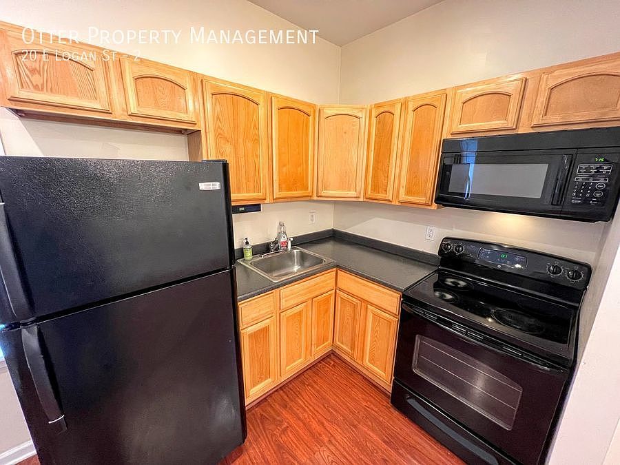 1st image of 20 E Logan St Floor 2