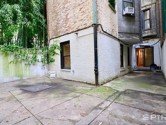 3rd image of 37 W 76th St #B