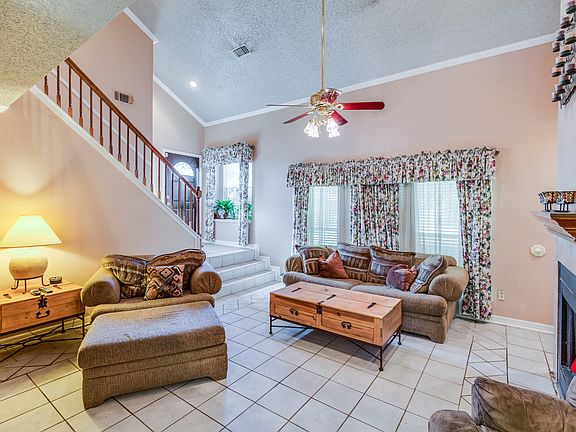 5th image of 4203 Field Meadow Dr