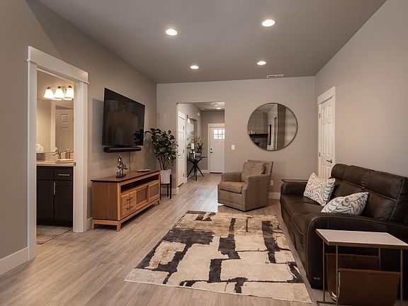 5th image of 20606 SE Gemstone Ave Lot 160