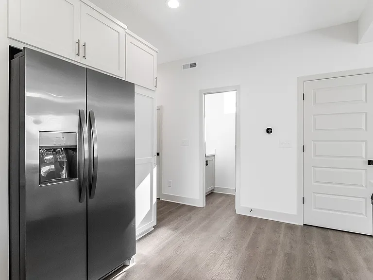 8532 Hammond St #3B — Photo 11