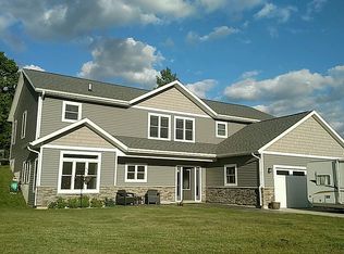 23882 W County Line Rd, Battle Creek, MI 49017