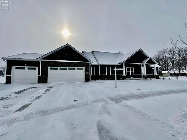 525 Elise Ln #532, Gibsonburg, OH 43431