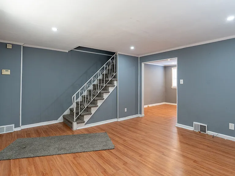 7101 Dorel St — Photo 3