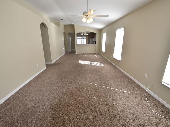 3rd image of 7527 Maroon Peak Dr