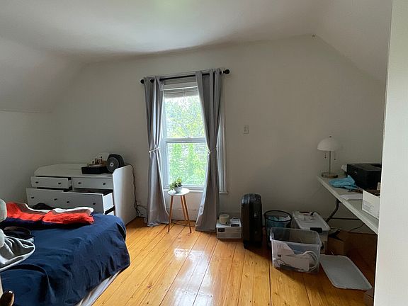 2nd image of 7 Forest St #4