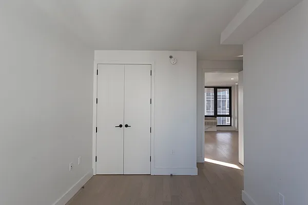 Rented by Bushburg | media 30