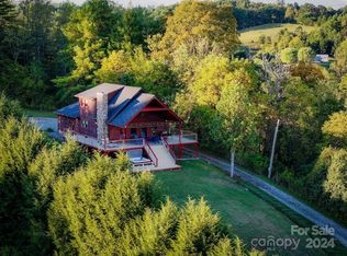 694 Boulder Rd, Marshall, NC 28753