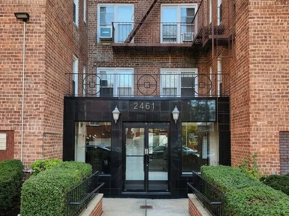 2461 East 29th Street image 1 of 13