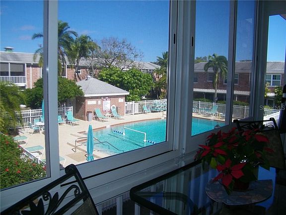 5th image of 3535 41st Ter S APT 220