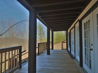 225 Old Doc Rogers Rd, Tellico plains, TN 37385