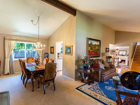 5th image of 1208 Woodcreek Way