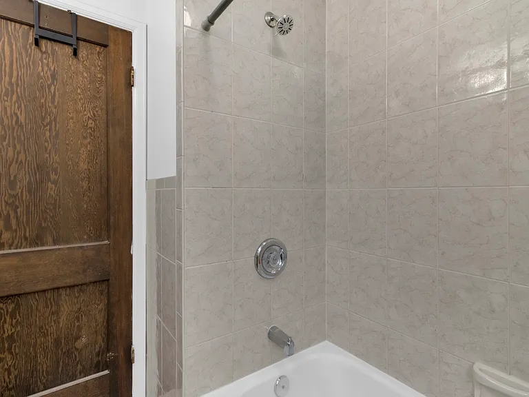 142 Stevenson Blvd — Photo 13
