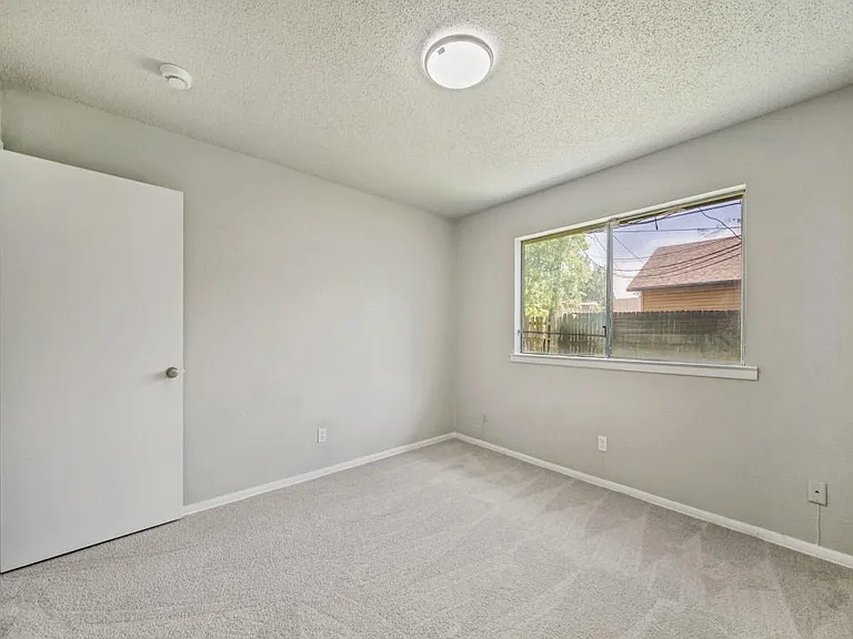 602 Billie Ruth Ln — Photo 15