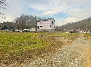 278 Long Hollow Rd, Elizabethton, TN 37643