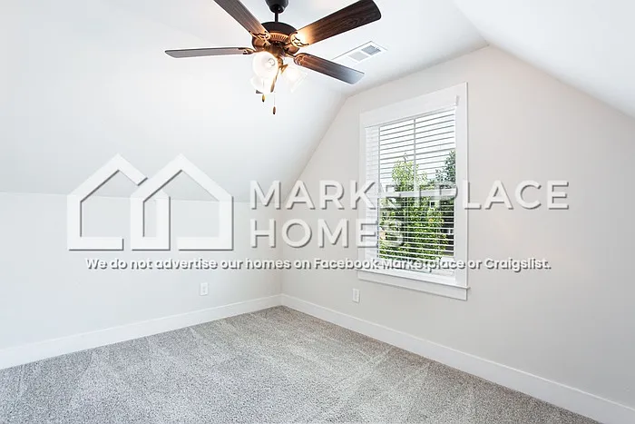 185 Russell Way — Photo 41