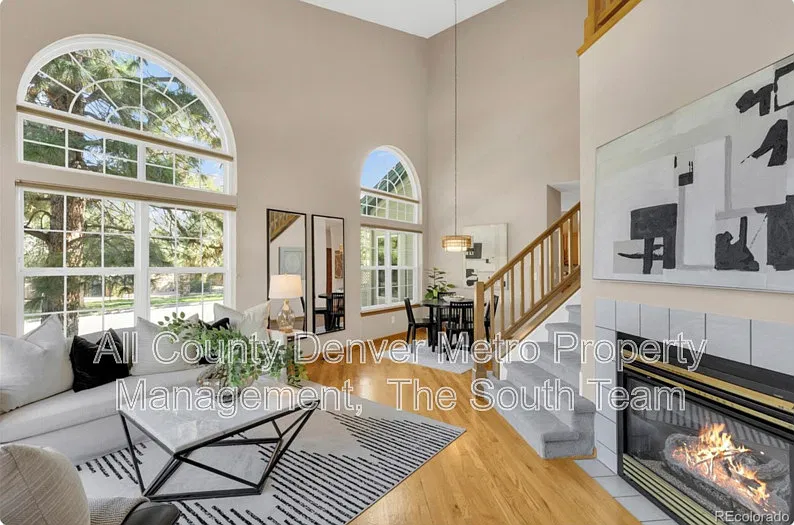 3 bed, 3.0 bath, 2481 sqft, $2,795 — Photo 3