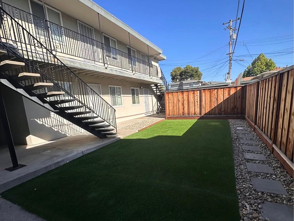 1st image of 1350 Warburton Ave #2