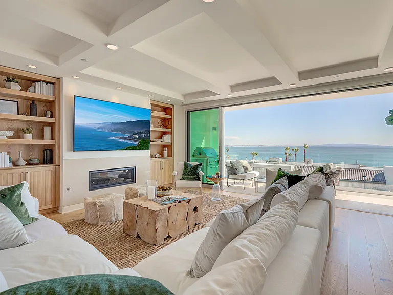 Sea View Villas — Photo 152