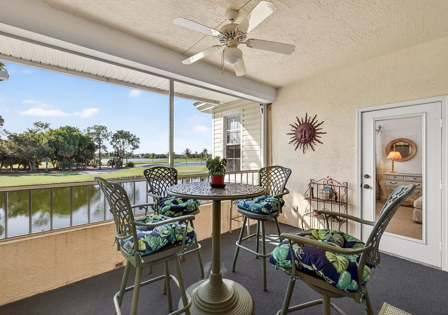 ** You Want A Stunning View? Gated Community ** 2 Bedroom Plus A Den\2 Bath Large Coach Home Avai... — Photo 1