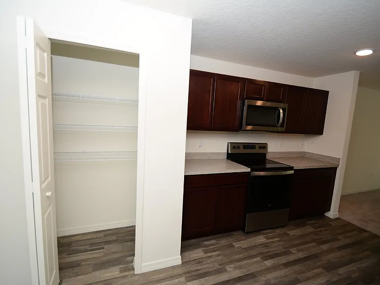 93 Panorama Dr — Photo 14