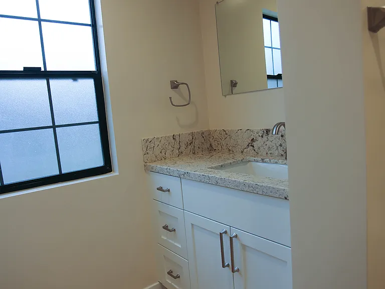 214 S Voluntario St #D — Photo 9
