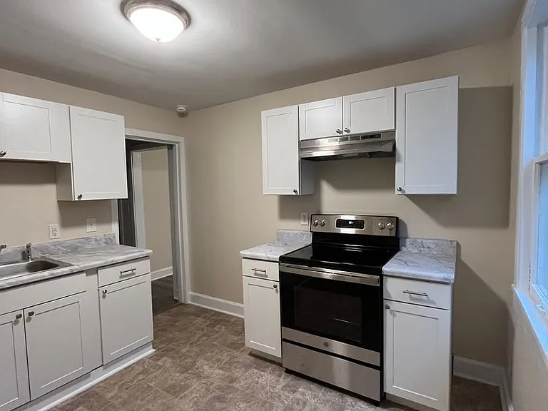 545 Stevenson St — Photo 4