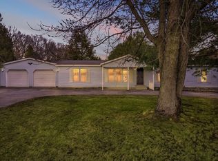 14865 Heritage Dr W, Wheatfield, IN